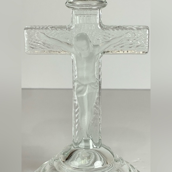 Vintage Home Interiors Glass crucifix taper candle holder - Picture 5 of 9